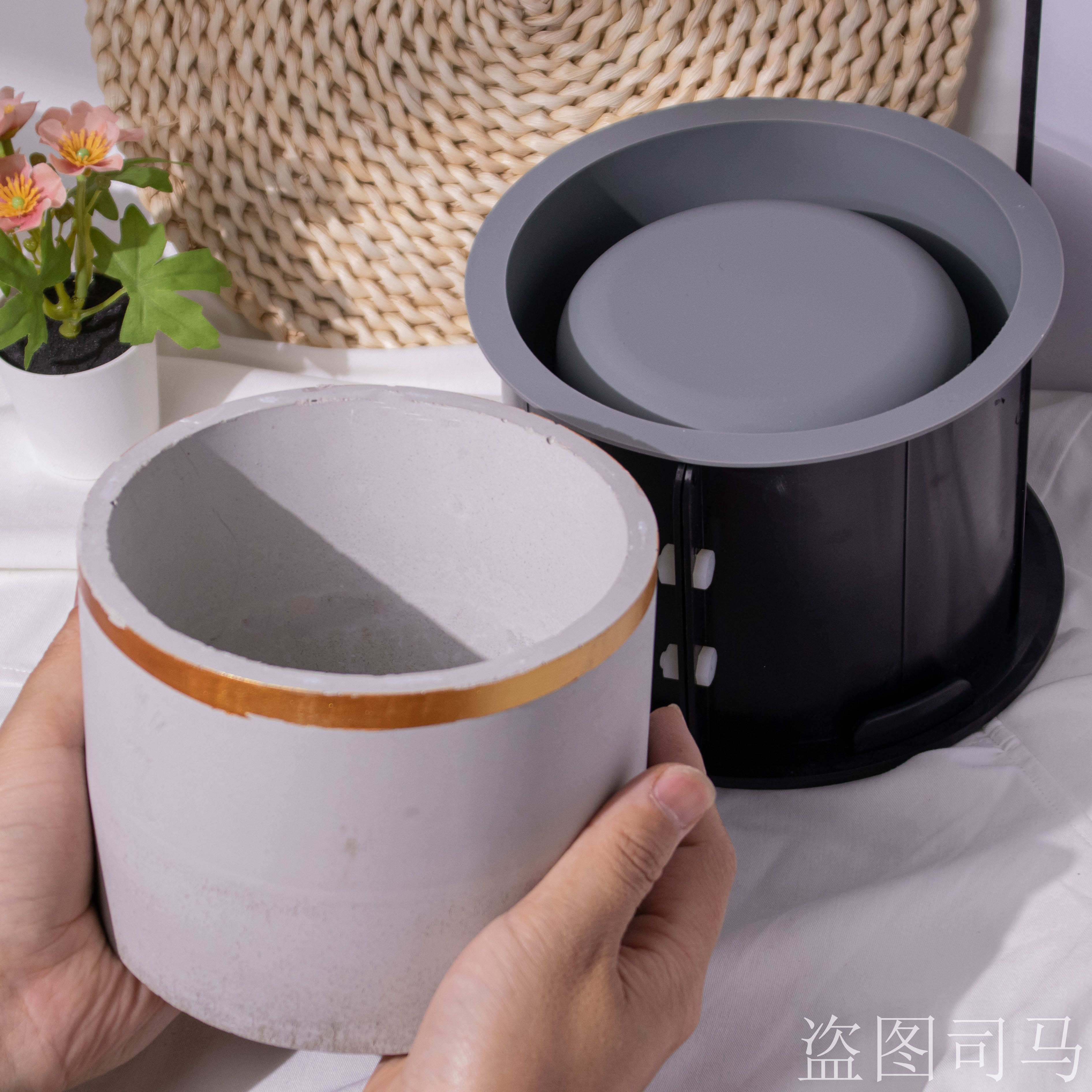 Large Round Flower Pot Cement  - Potsticker Mold บทวิจารณ์และราคา