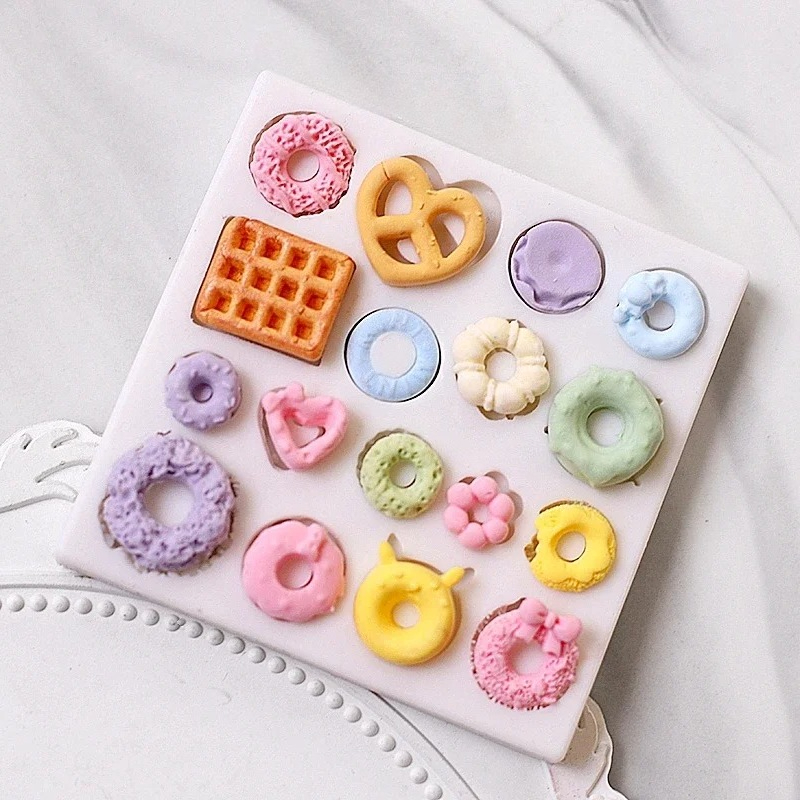 Cute Bunny Bear Carrot House S - Bunny Cake Mold บทวิจารณ์และราคา